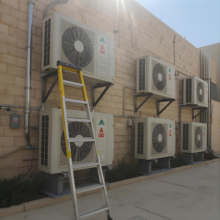 فنيون مرخصون ومتخصصون في تركيب مكيفات السبليت في بريدة